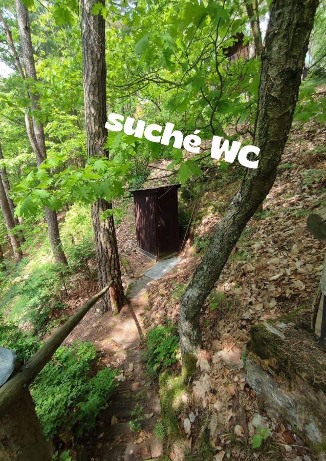 Chata na vrcholu Boreckých skal - Chambres d’hôtes Hnanice