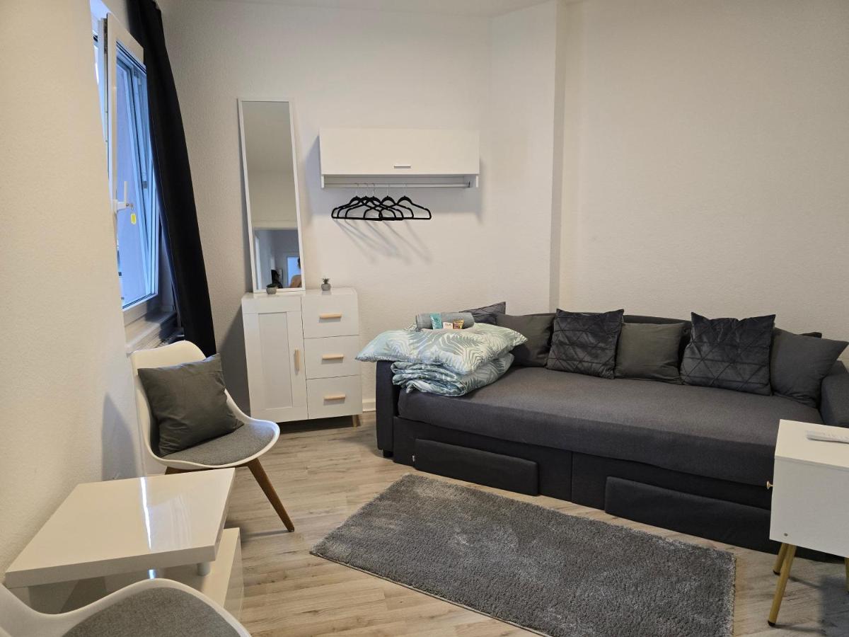 Apartment in Krefeld City with Balcony - B&B Krefeld