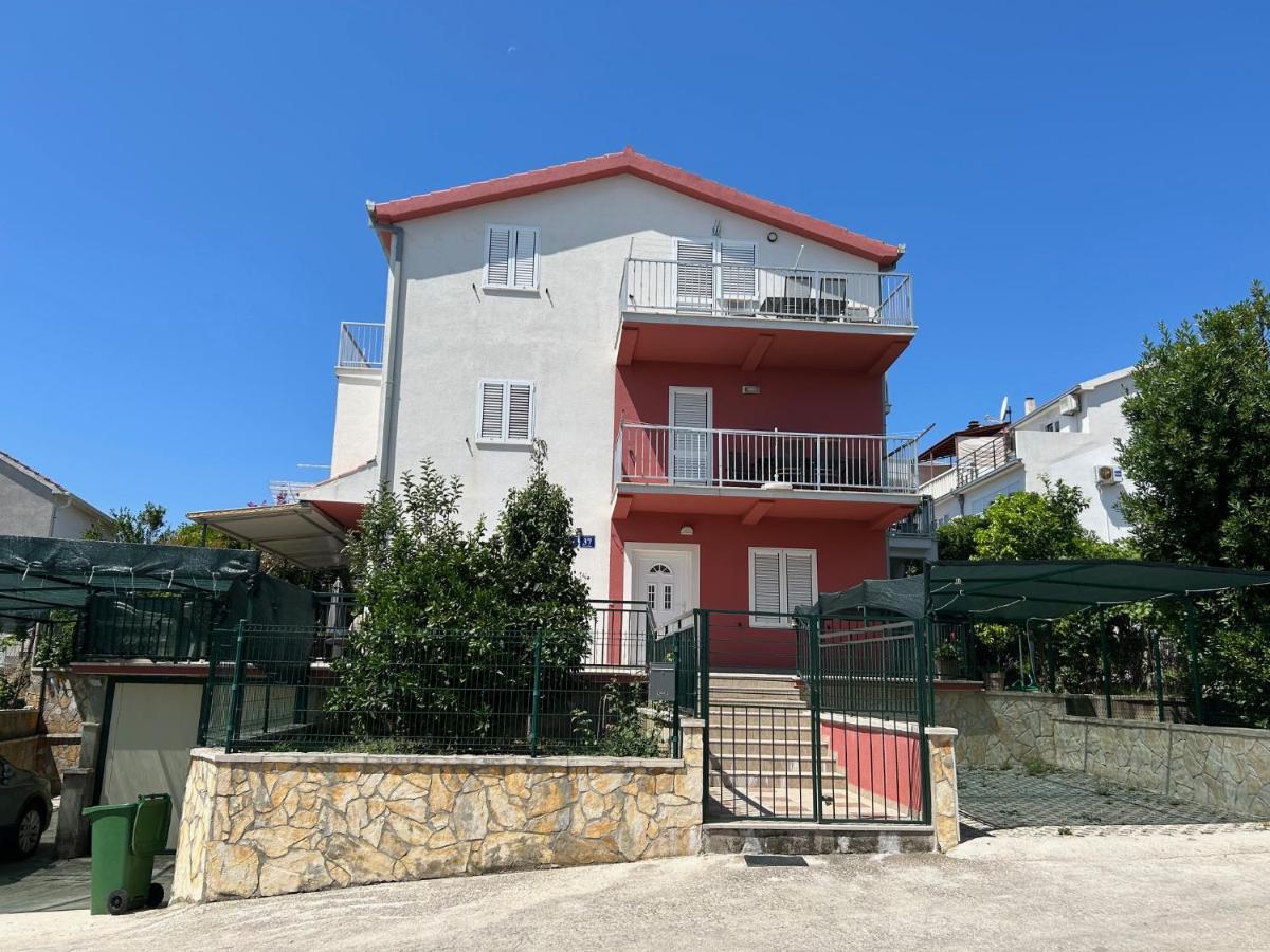 Apartments Boljat - Ferienwohnung Trogir