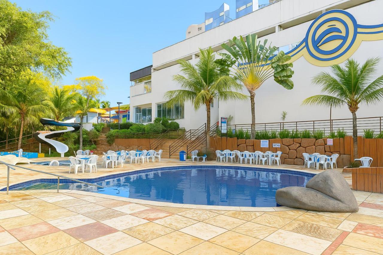 Flat com Piscinas Termais e Área de Lazer Completa - B&B Caldas Novas