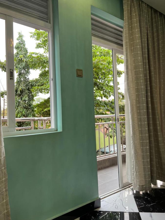Beverly Homes - B&B