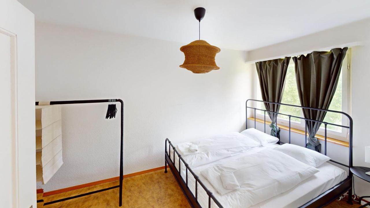 Comfort Meets Simplicity 2BR Apartment - B&B