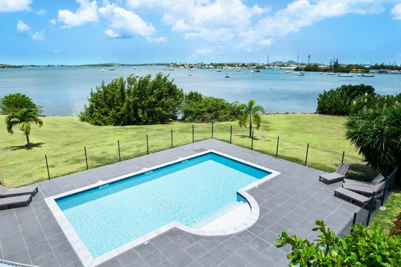 Mango! Vue lagon et Sunset Appart duplex 6 à 7p tout neuf - Ferienwohnung Marigot