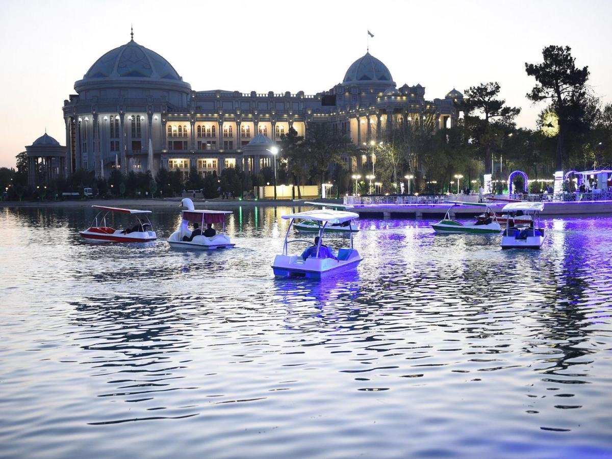 Al-Beruni 4 - Bed and Breakfast Doesjanbe