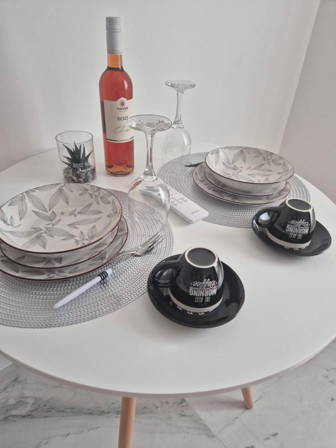 Airport Apartmani Nevena - B&B Mitrovići