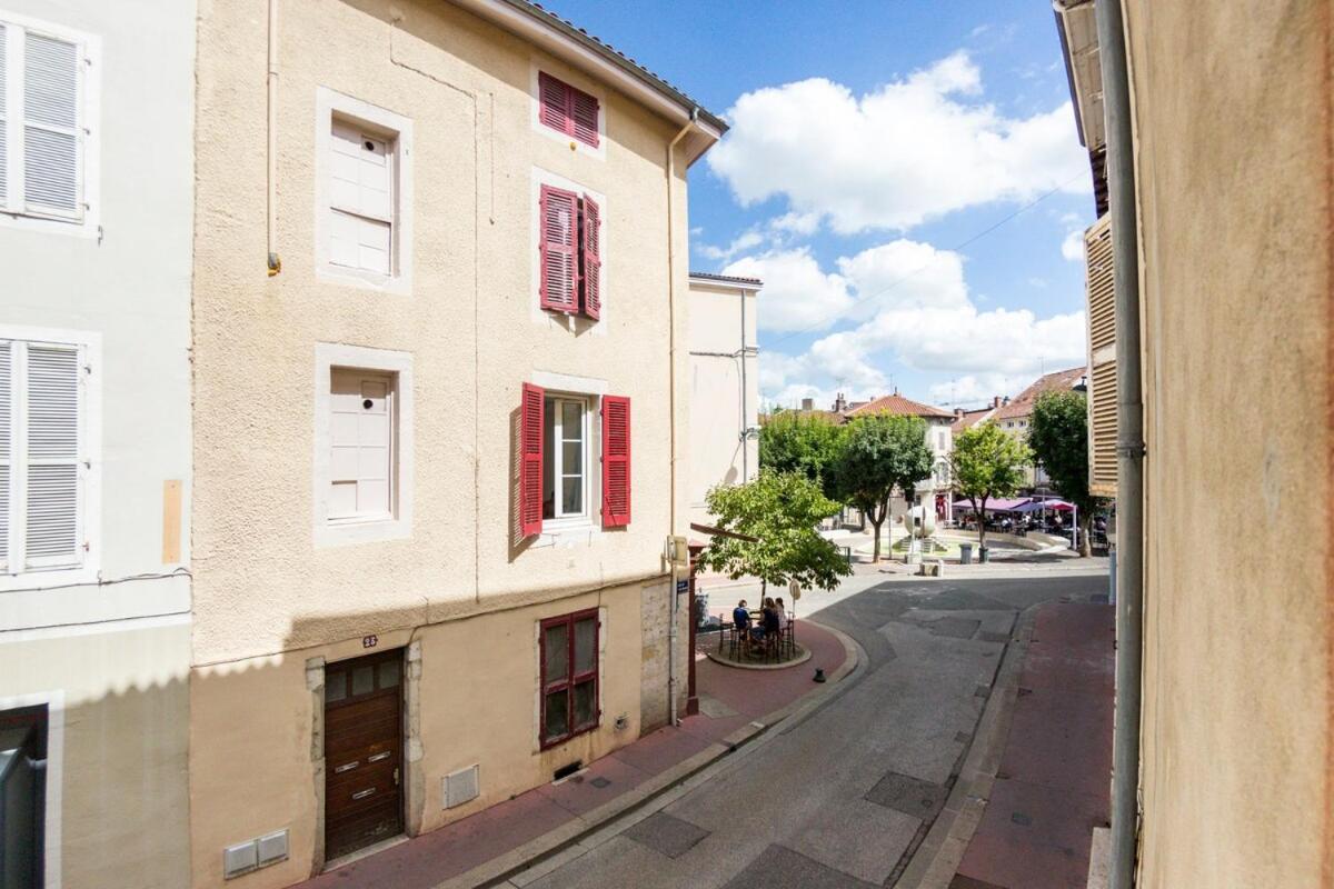 L'escale - Centre ville - 3 étoiles - B&B Bourg-en-Bresse