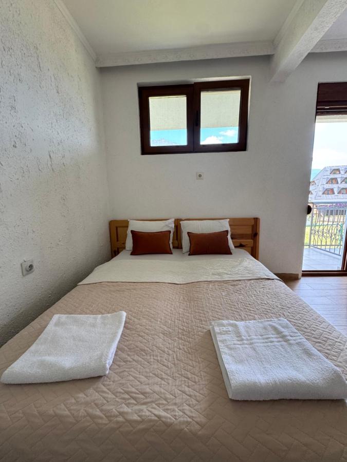 Doppelzimmer mit Patio