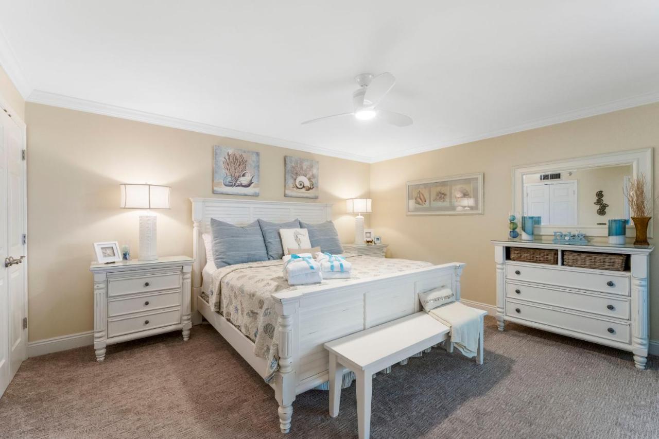 Stunning 2/2 Designer Condo w Coastal Appeal Right on the Gulf! - B&B Panama City Beach