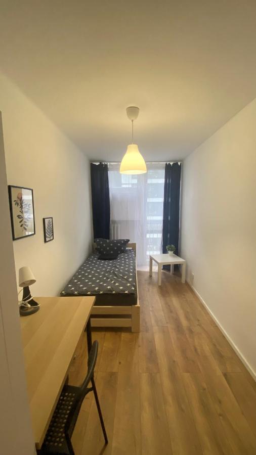 Camera Singola con Bagno in Comune