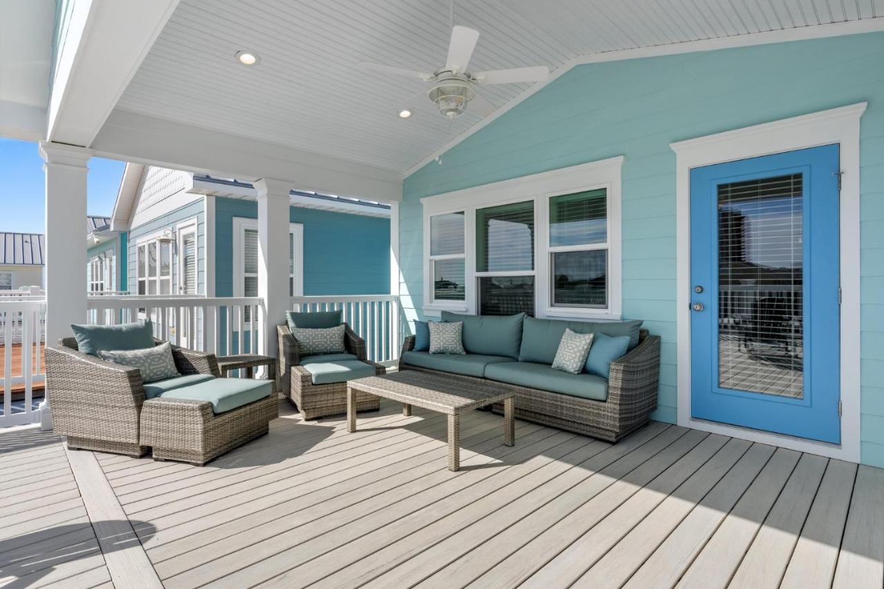 Spectacular 3br 4ba w/ Private Pool, 2 Min Walk to Beach - Sleeps 15! - Ferienwohnung Panama City Beach