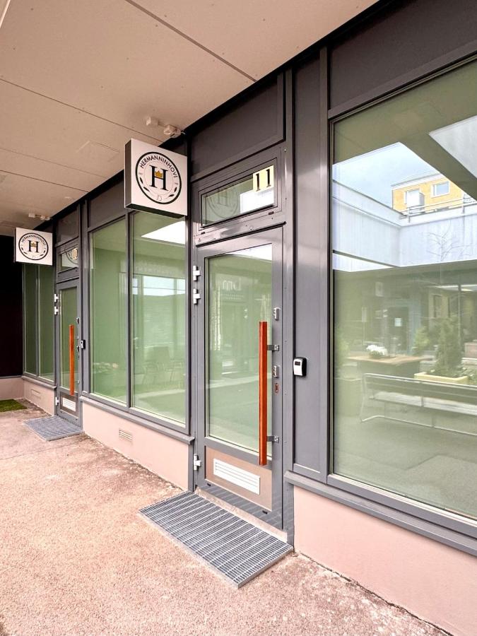 Urban Courtyard Lahti 2 - Bed and Breakfast Lahti