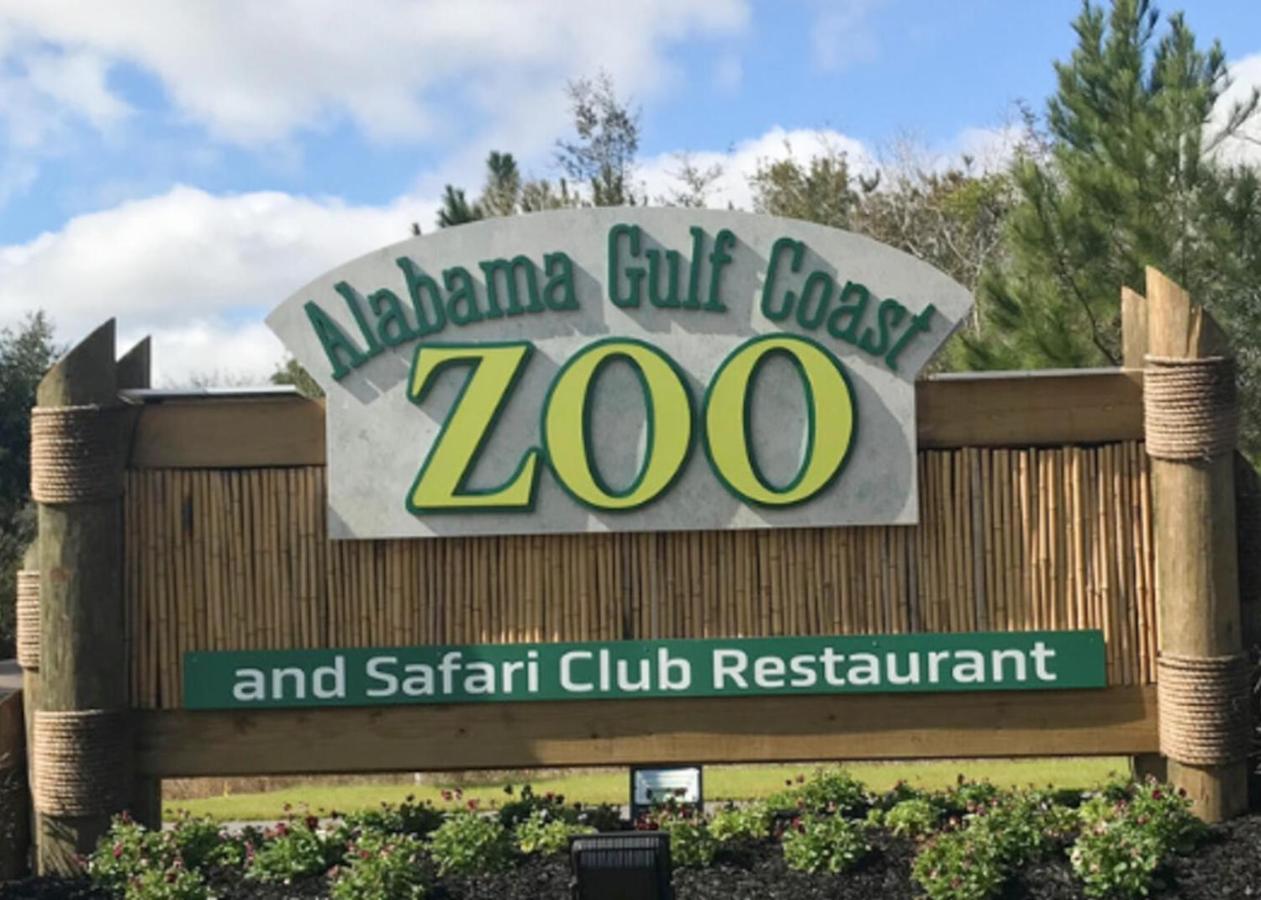 2br/2ba Full Condo w/ Pool & Gym, Sleeps 6 - Bed and Breakfast Gulf Shores