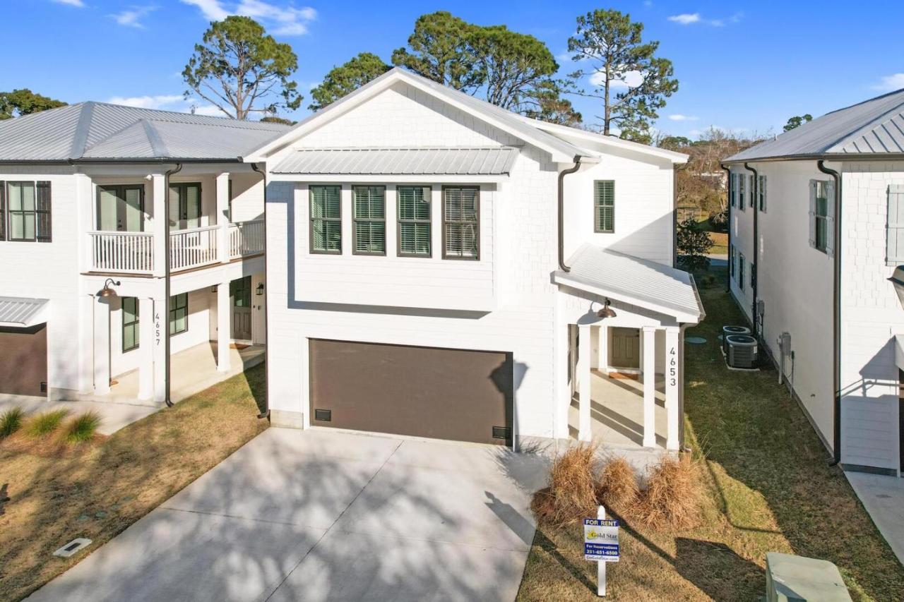 Hidden Gem! 3br/25ba Home/Pool/Near Beach/Slps 10 - B&B
