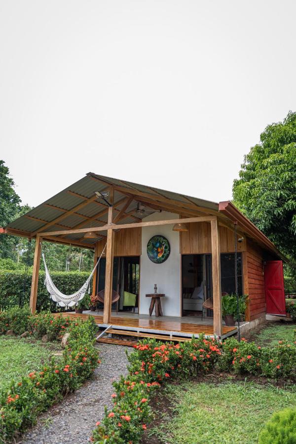 Romantic Cabin in the Forest, Valle Azul, Bungalows Tulipanes CR - Ferienwohnung Cariblanca