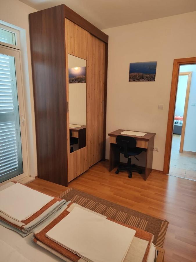 Appartement 2 Chambres avec Balcon et Vue sur la Mer