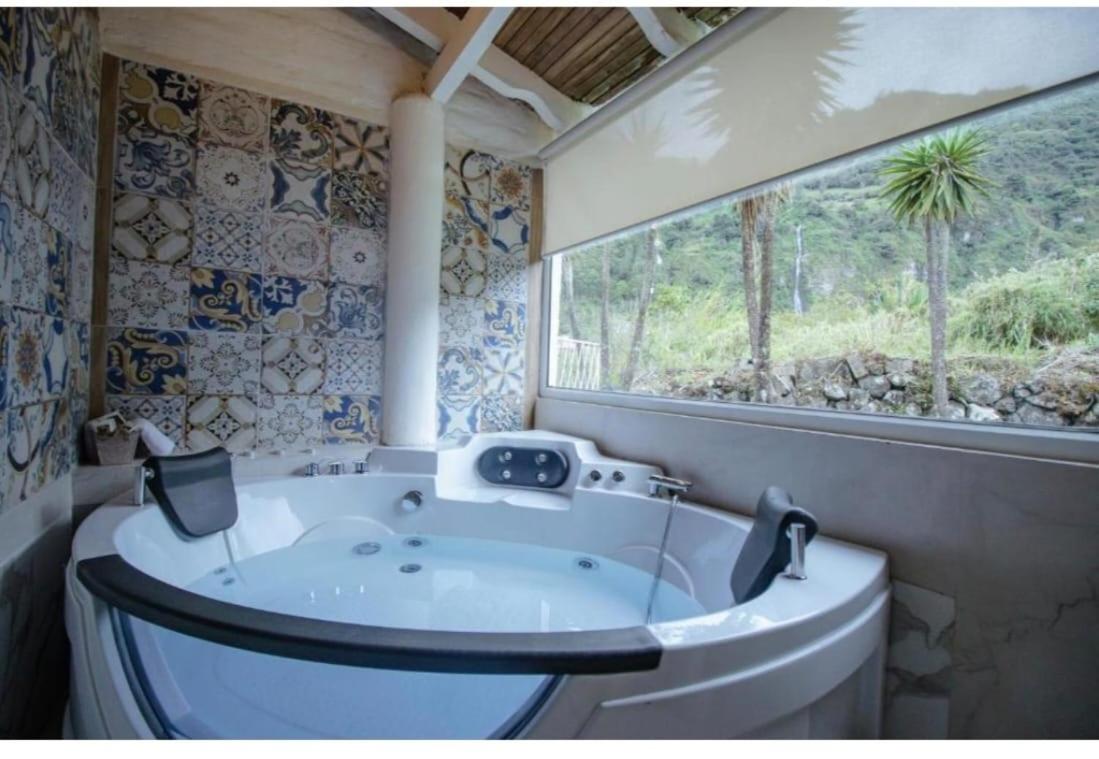 Habitación Doble con bañera de hidromasaje