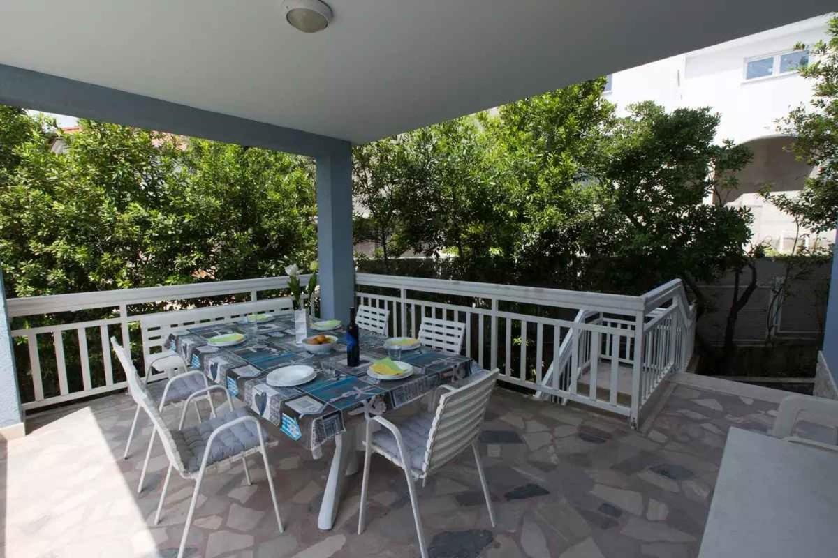 Apartments in Dramalj 39393 - B&B Dramalj