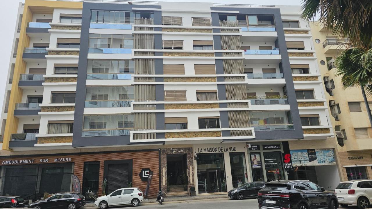 Prestige Living 2 & 3 Bedroom Apartments with Spacious Terraces & Private Balconies - Ferienwohnung Casablanca