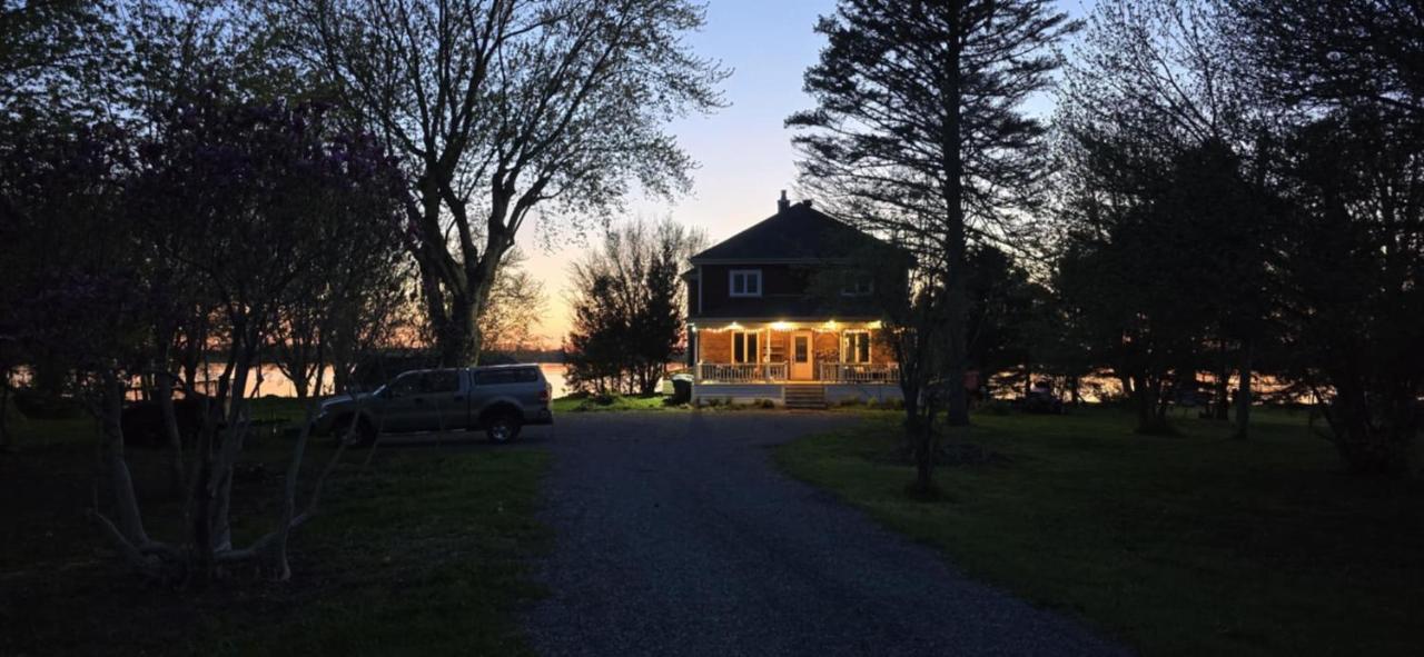 The Lakehouse Bell B&B - B&B