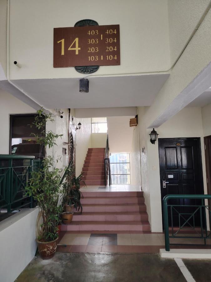 Sunrise View One Bedroom Apartment at Equatorial Hill Resort - B&B