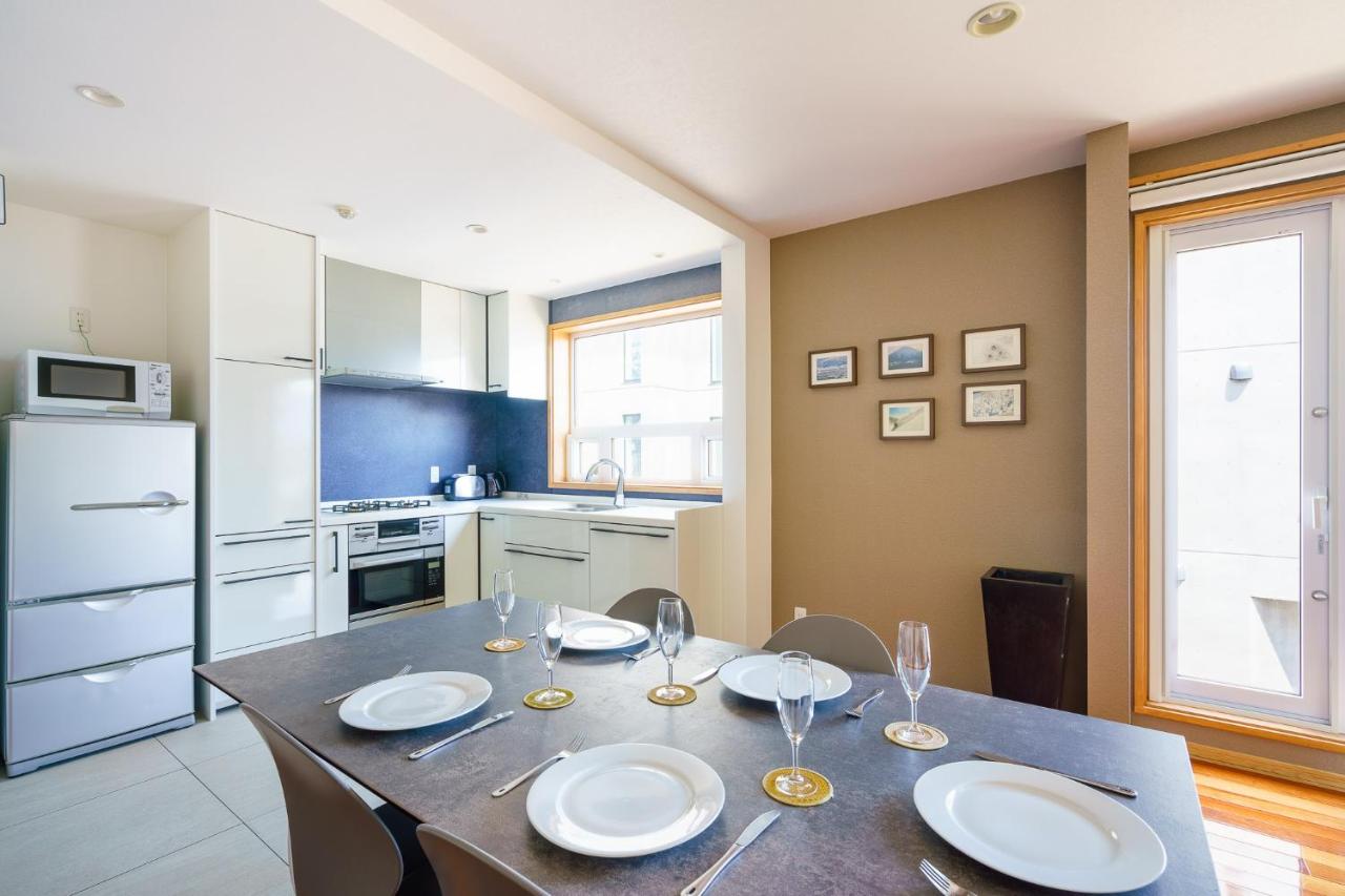 Three-Bedroom Superior Apartment
