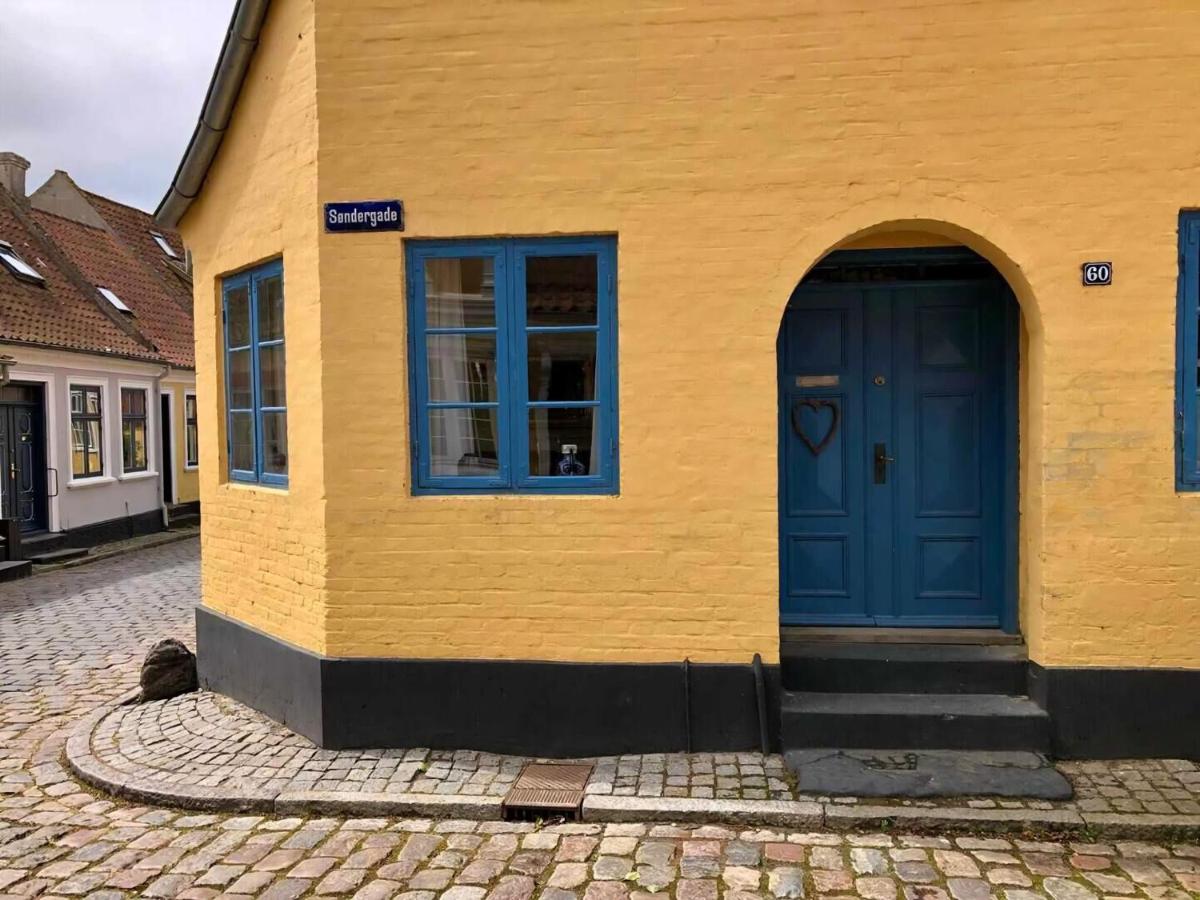 Charming Townhome Near Beach And Square - Ferienwohnung Ærøskøbing