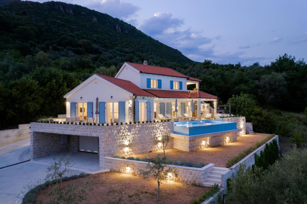 Villa Zoe Retreat - B&B Ðenovići