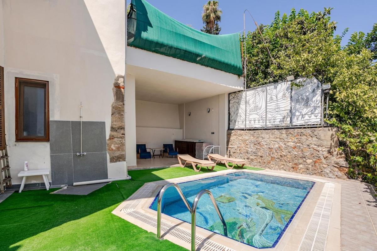 Luna Alanya Sea View Villa with Private Pool - Ferienwohnung Alanya