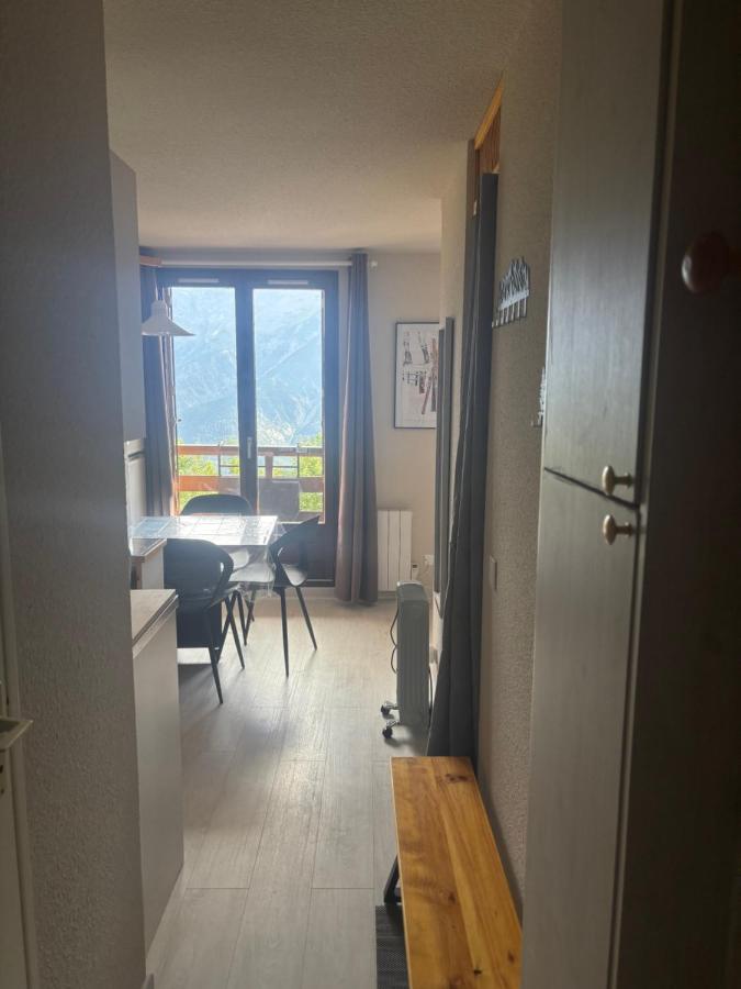 Studio sur Piste PUY ST VINCENT 1700 skis aux pieds ! - B&B Puy-Saint-Vincent