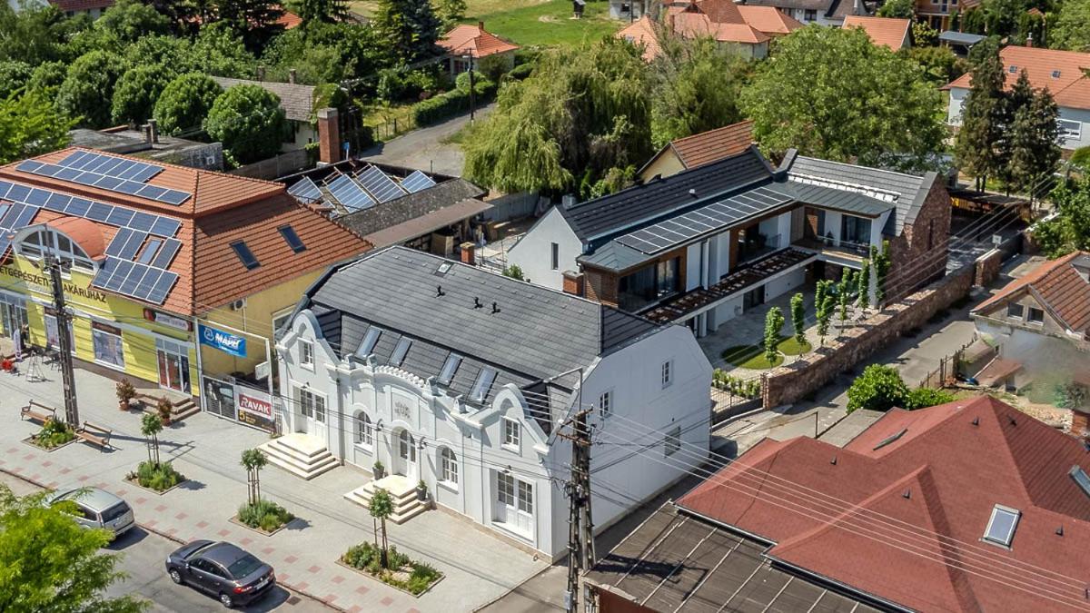 RÉV-Fülöp Panzió - Ferienwohnung Révfülöp