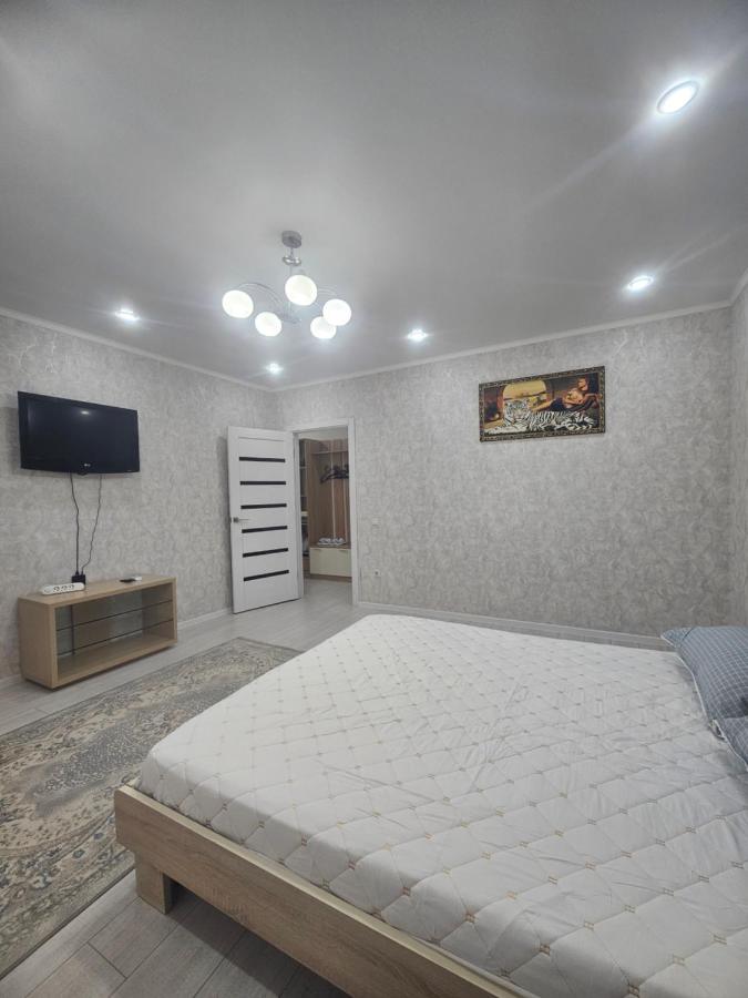 1 ком кв в новом доме Кунаева - Ferienwohnung Oral