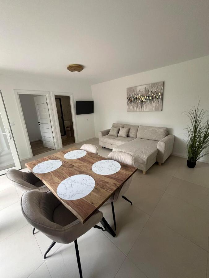 Gemini Lux - Sun Balaton - B&B