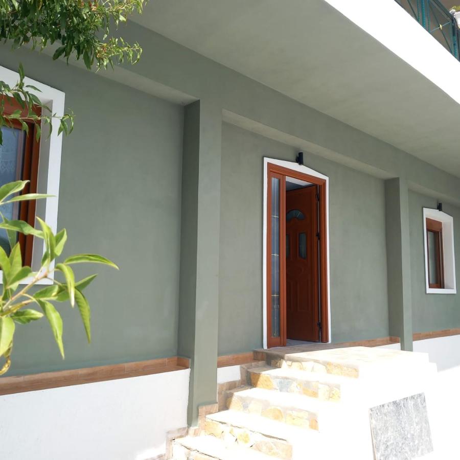 Mesaiz - Bed and Breakfast Vlorë