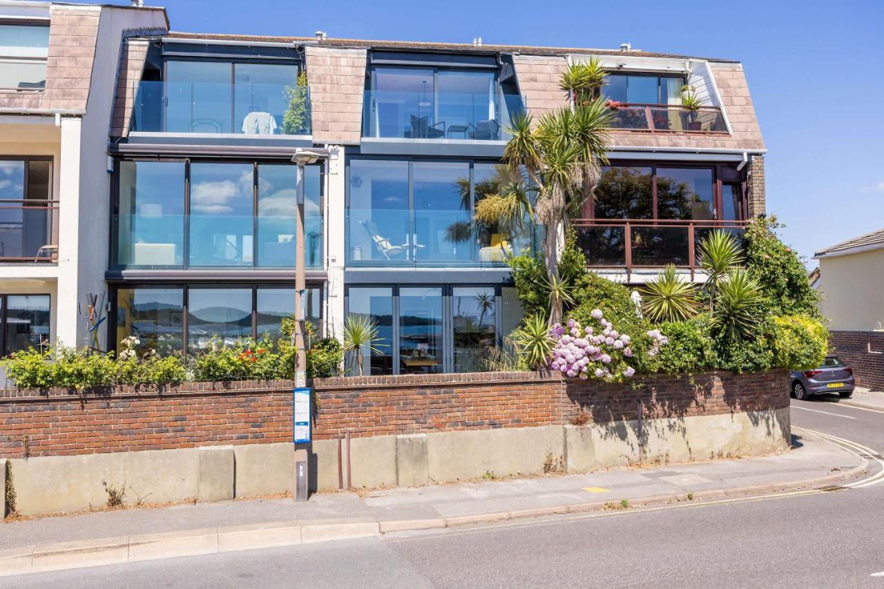 Candle Island View - Superb Harbour Views from Three Floors - Bed and Breakfast Poole