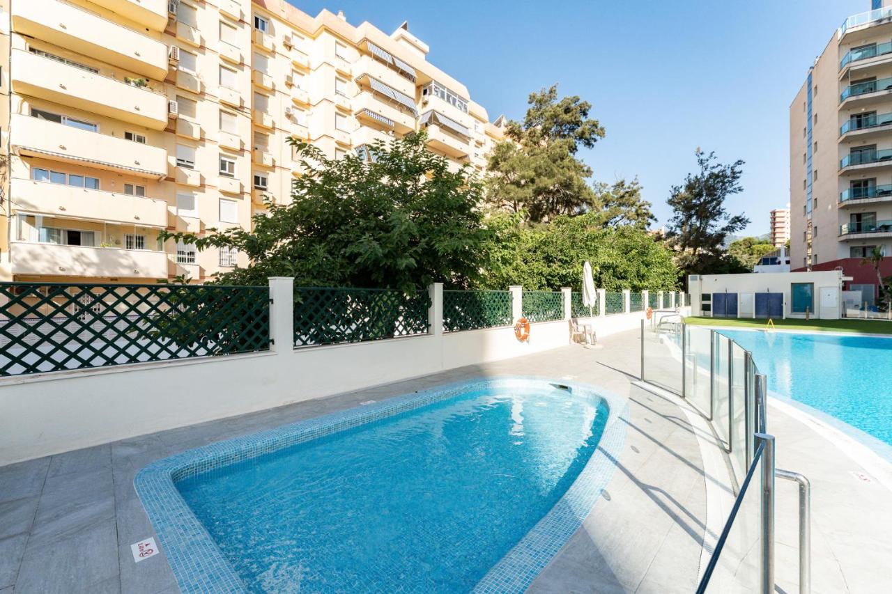 MalagaSuite ArcoSur Beach - Chambres d’hôtes Benalmádena