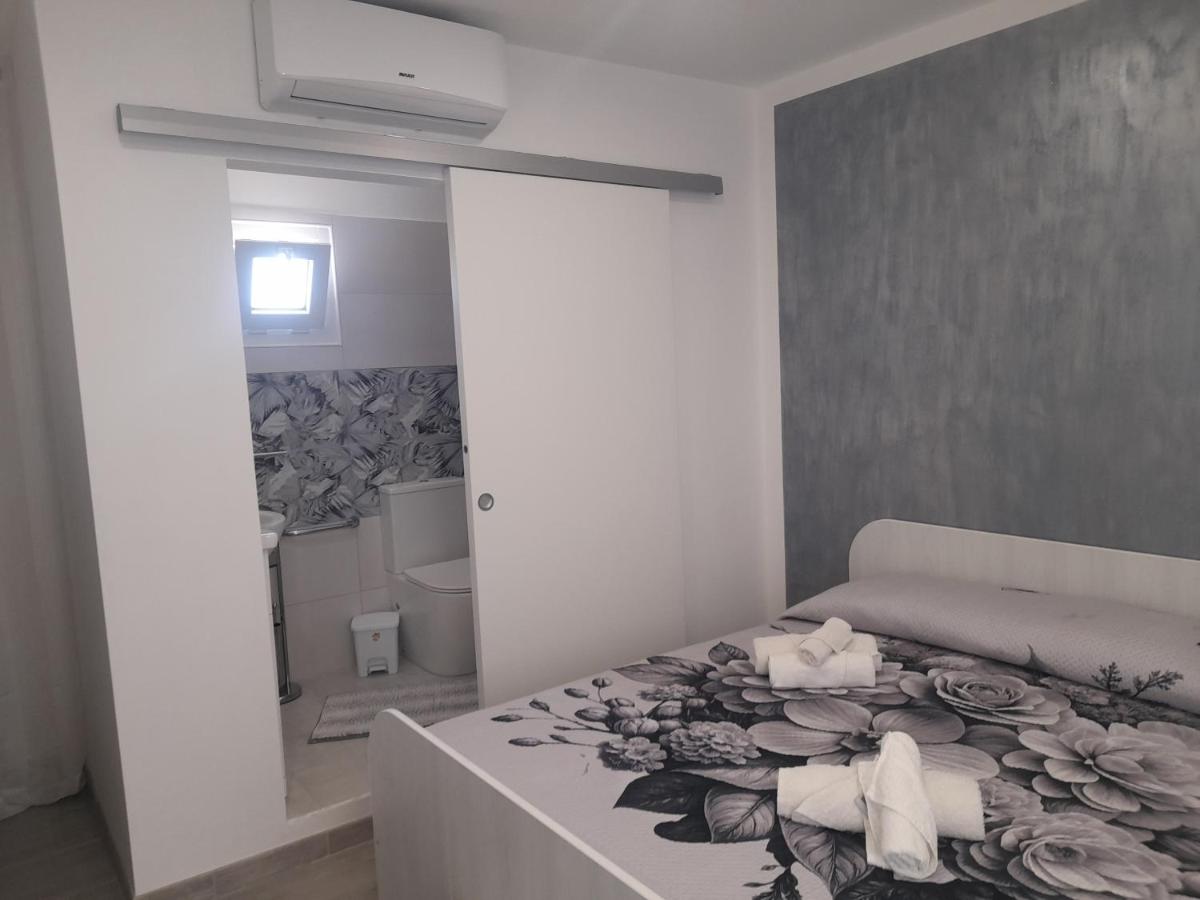 b&b in villa Porto fossa - B&B Marzamemi