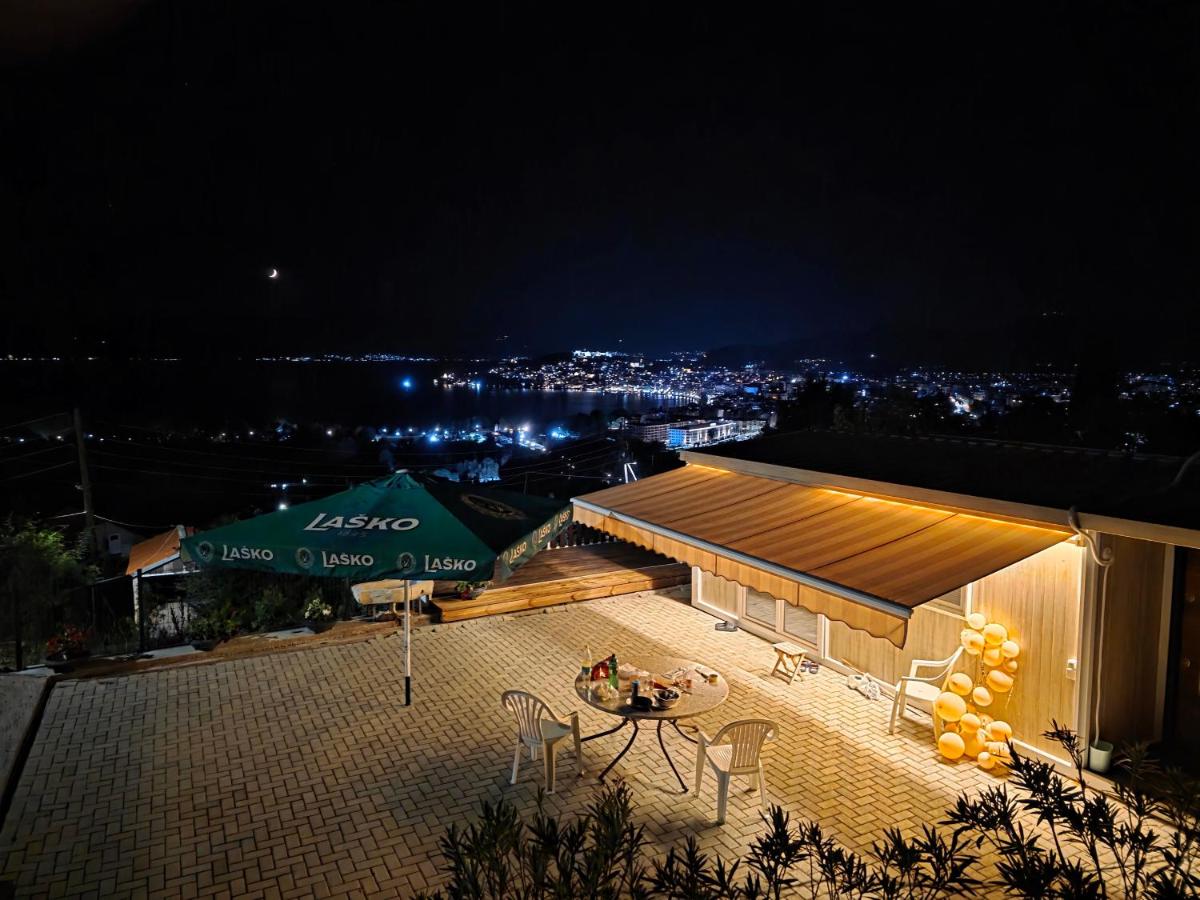 Guest House Megdani - B&B Ocrida