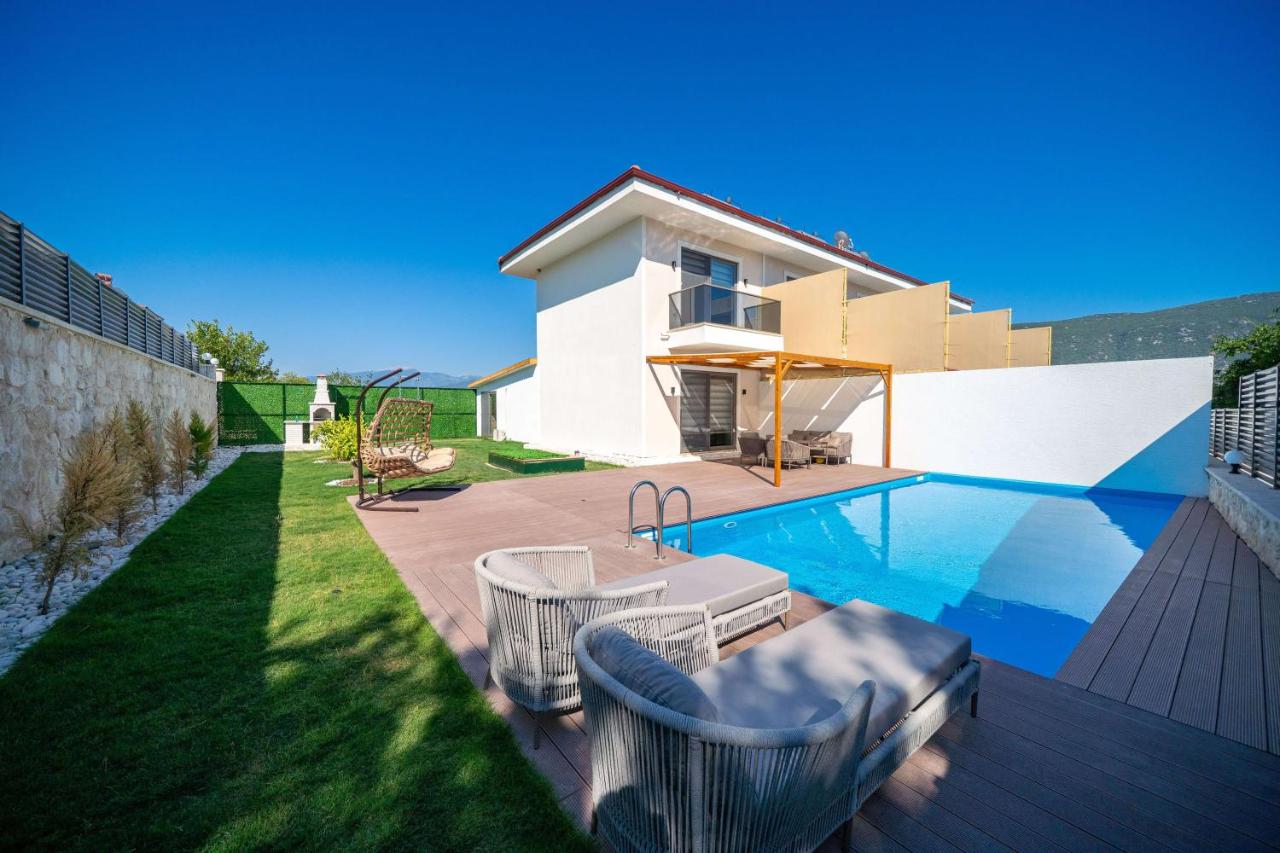 Superior Villa