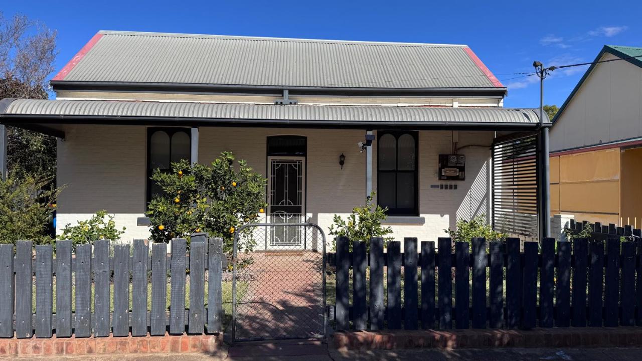 Perrington on Pangee - B&B Nyngan