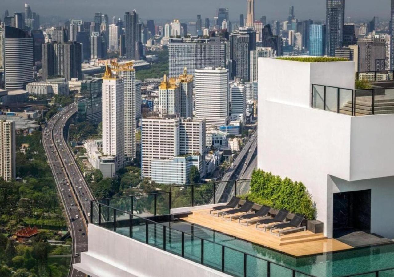 One-Bedroom Apartment with Balcony and City View