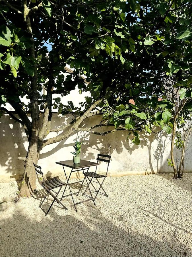 Studio cosy avec extérieur - Lyon Eurexpo Stadium - B&B