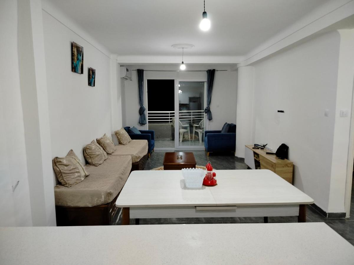 Appartement F2 spacieux - B&B Bijaya