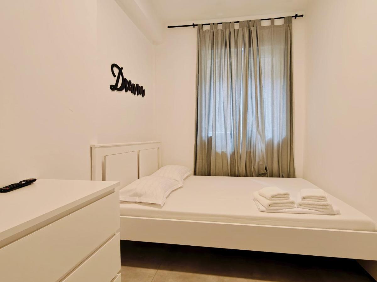 One-Bedroom Family Apartment