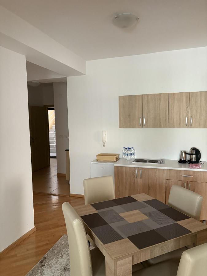 Apartamento de 2 dormitorios