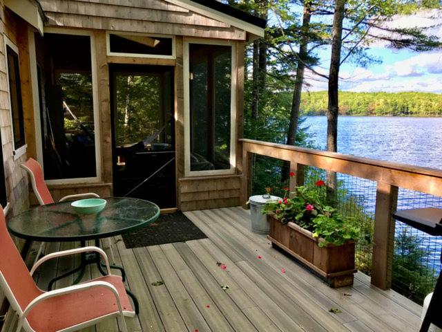 Lakefront Cottage by Country House Escapes - Ferienwohnung Lincolnville