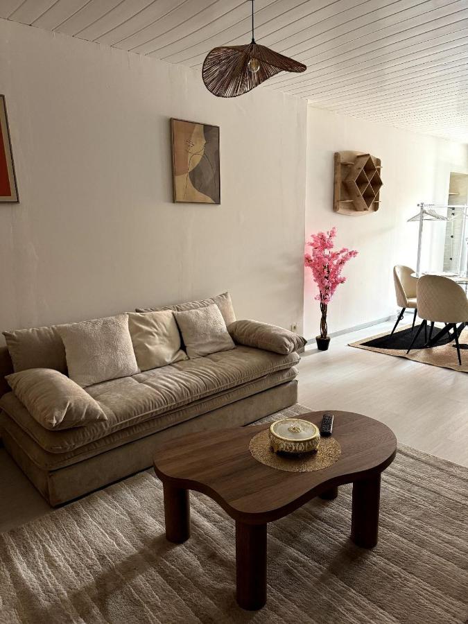 Ideal 50 m2 terrace, free parking - B&B