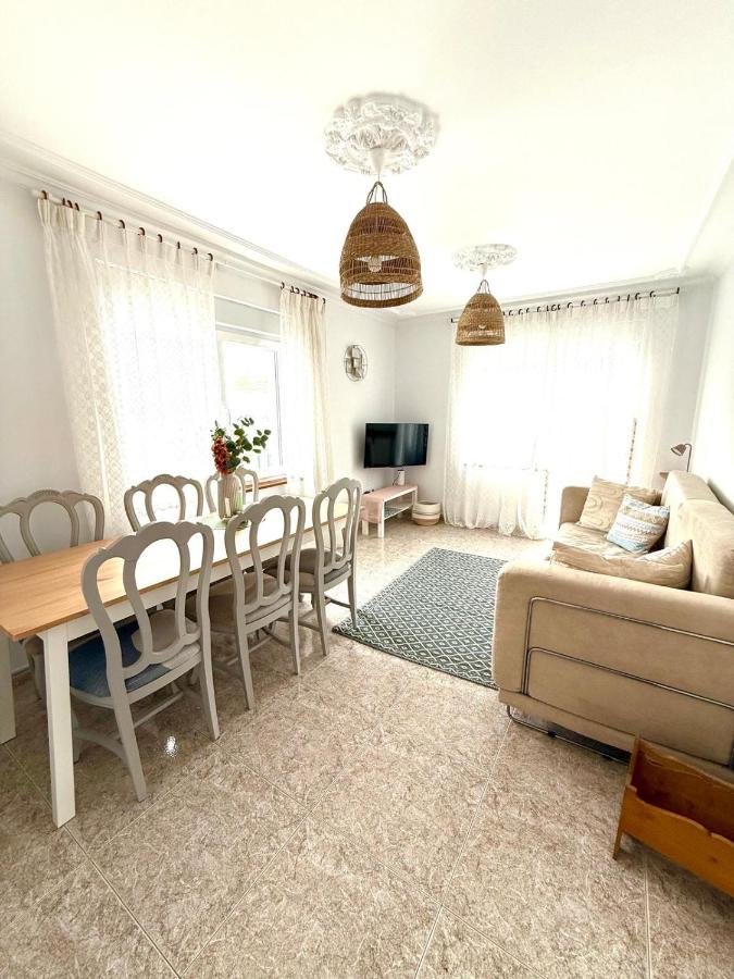 Piso con terraza y garaje a un Paso de la Playa de Tapia - B&B Tapia de Casariego