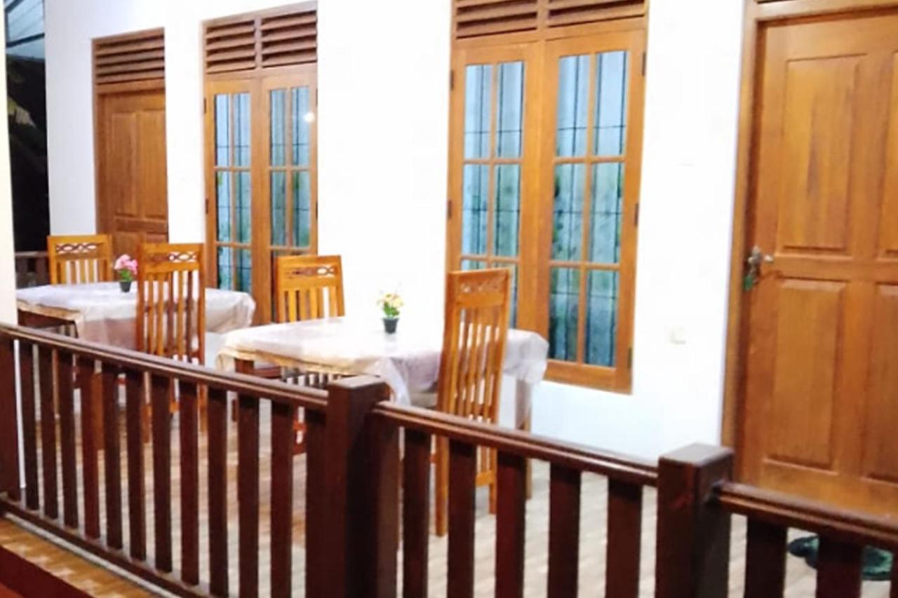 Sigiri Garden Villa - B&B