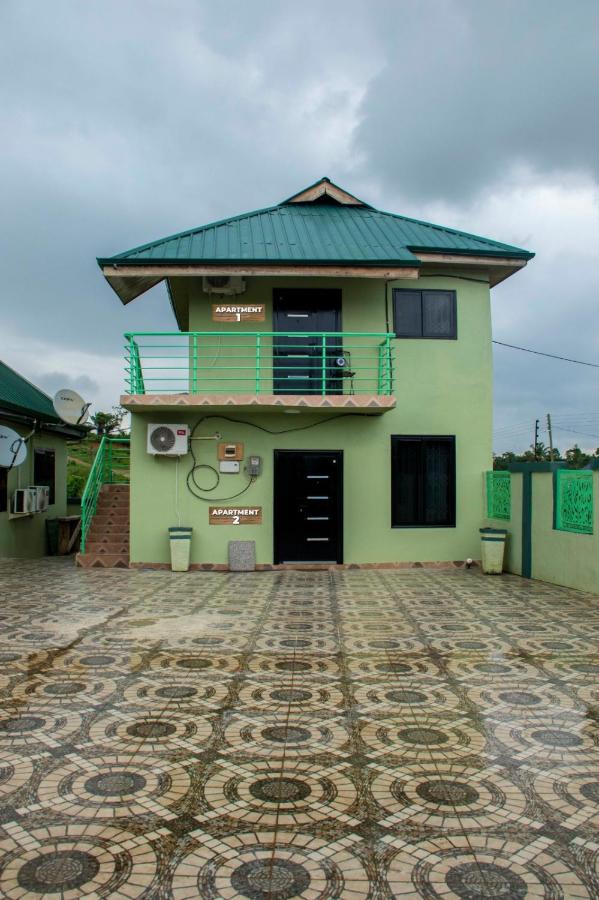Luxurious Akwaaba Apartments - Bed and Breakfast Takoradi