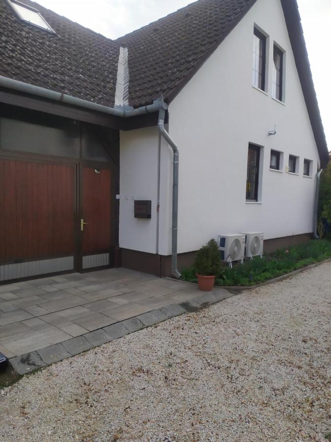 Tóth Apartman - B&B